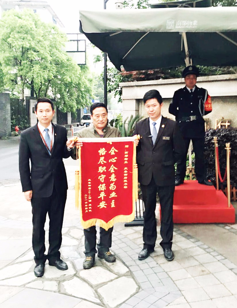 14841269411396425326.jpg 2.jpg