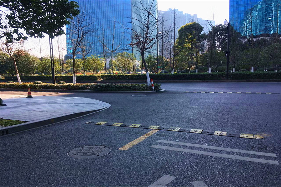 1487208500828663p925.jpg 安全小贴士图片3_副本.jpg