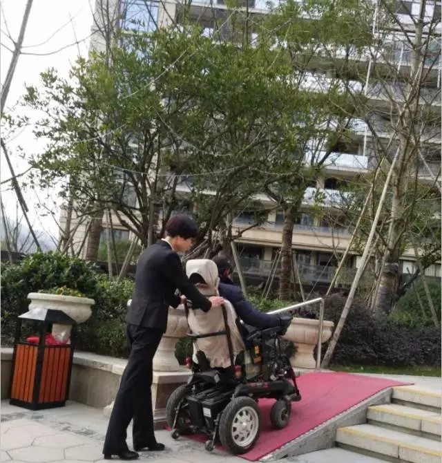 1487811511110660E1DC.jpg 640.webp (11).jpg