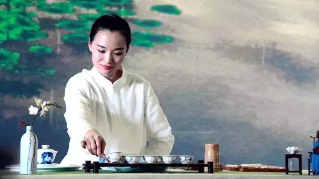 1491443179126380p32F.jpg 640.webp (25).jpg