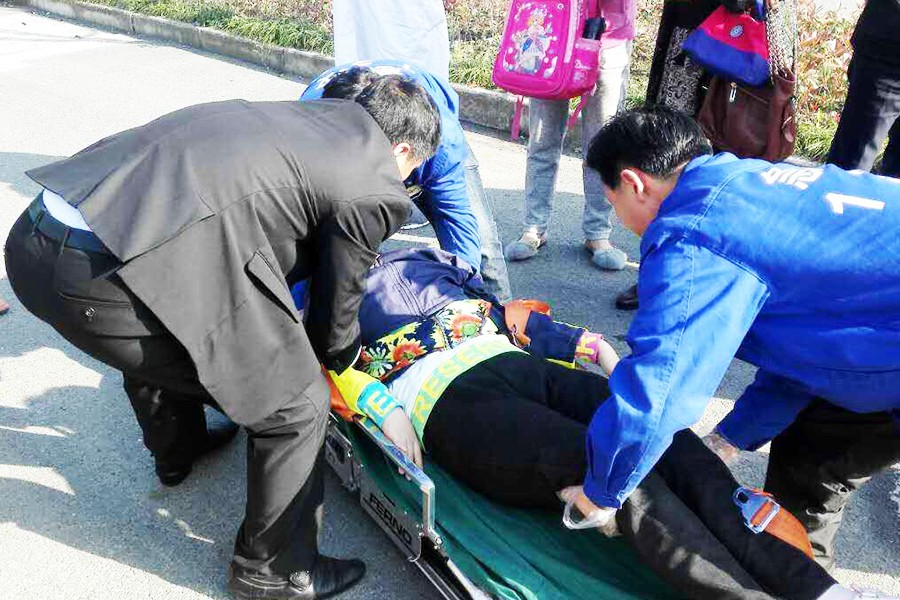 1492738970297349E7C4.jpg 1.jpg